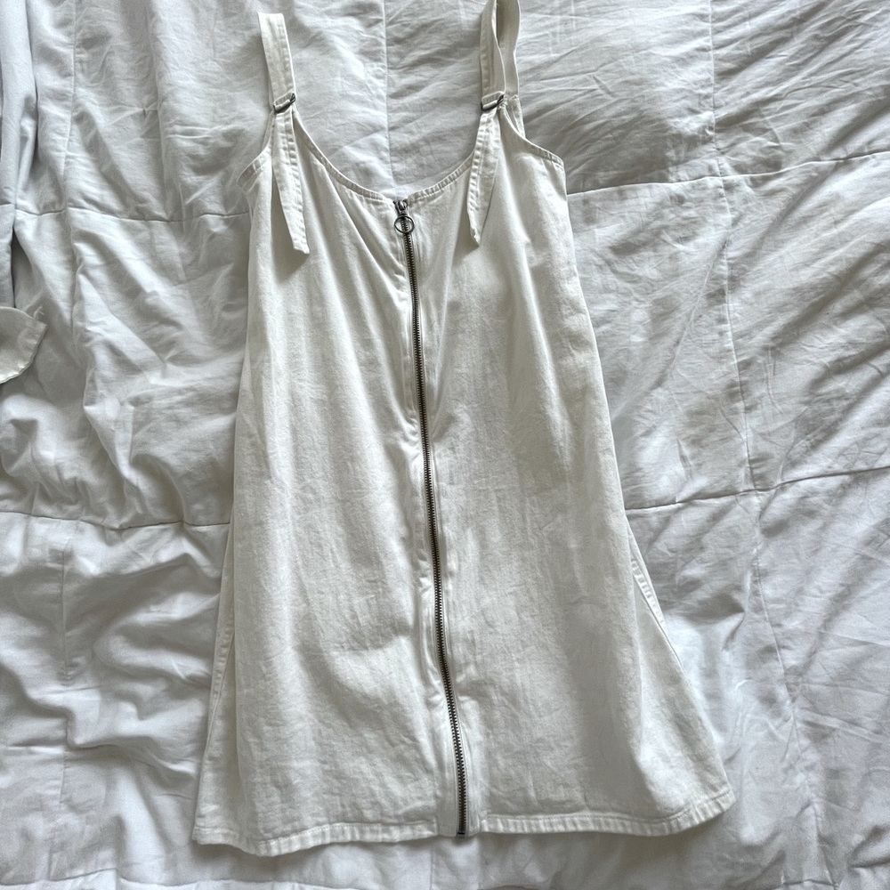 Amuse society white zip up dress